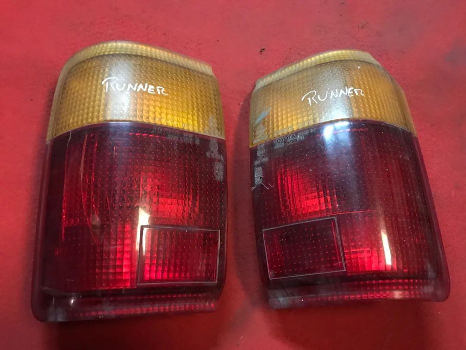 FAROLIM TRASEIRO TOYOTA RUNNER