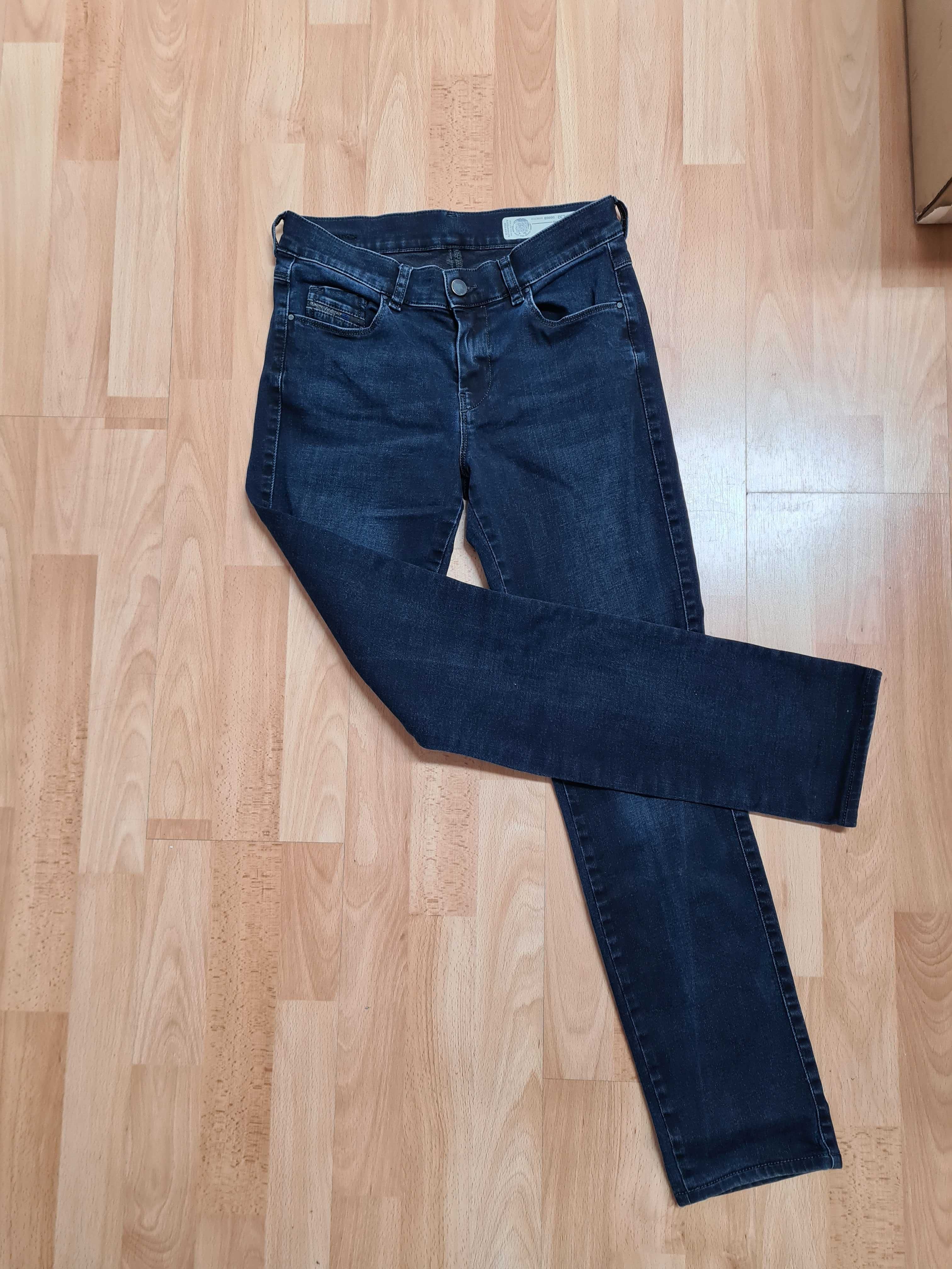 Spodnie jeansy diesel  w25 L32 jeansowe levis stan dzinsy dzinsowe
