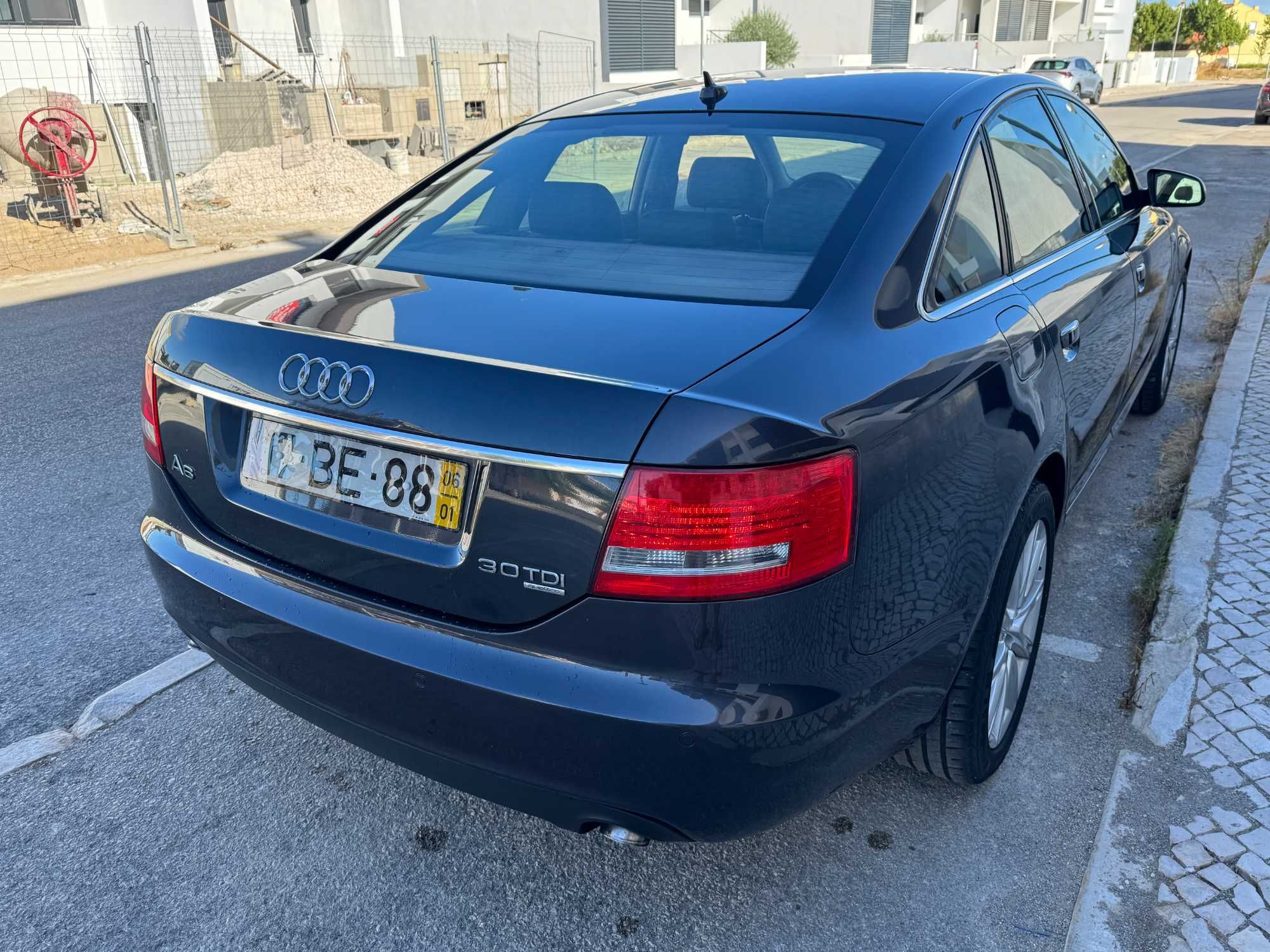 Audi A6 3.0 Quatro de Jan/2006 Selo Barato
