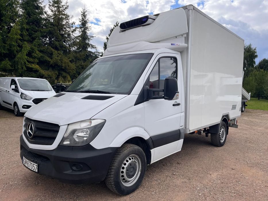 Mercedes-Benz SPRINTER / CHŁODNIA CARRIER / SALON POLSKA / FV 23%  PIERWSZY WŁAŚCICIEL / Bardzo zwrotny / Niski próg załadunku / FV 23%