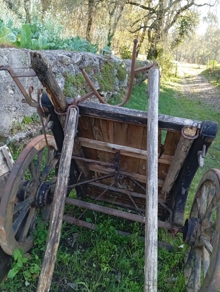 Carroça de burros para restauro