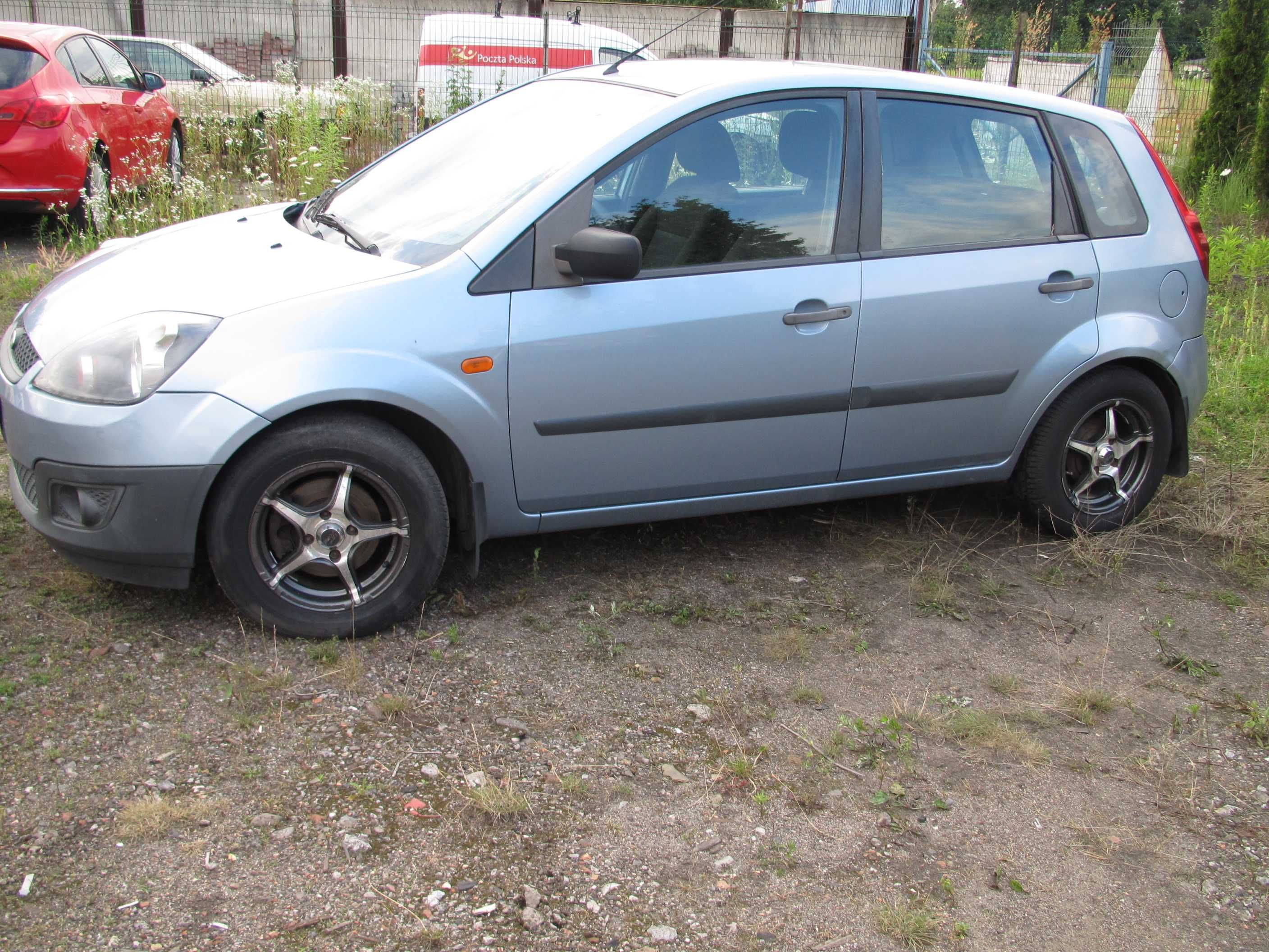 sprzedam dobre i pewne auto.