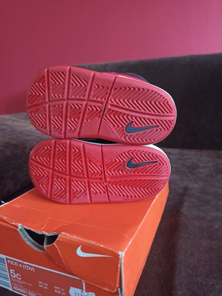 Buty chłopięce Nike Pico 4 rozmiar 20