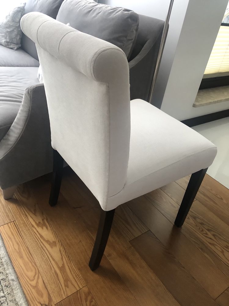 Krzesła BBhome tapicerowane