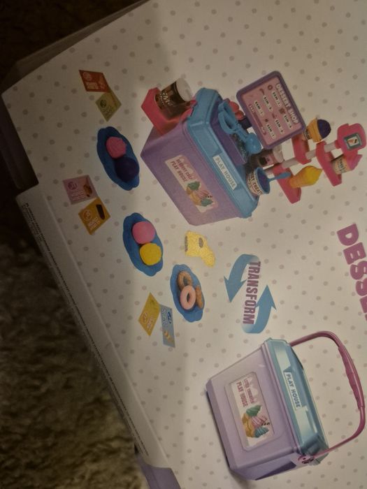 Набір  іграшок  в чемоданах