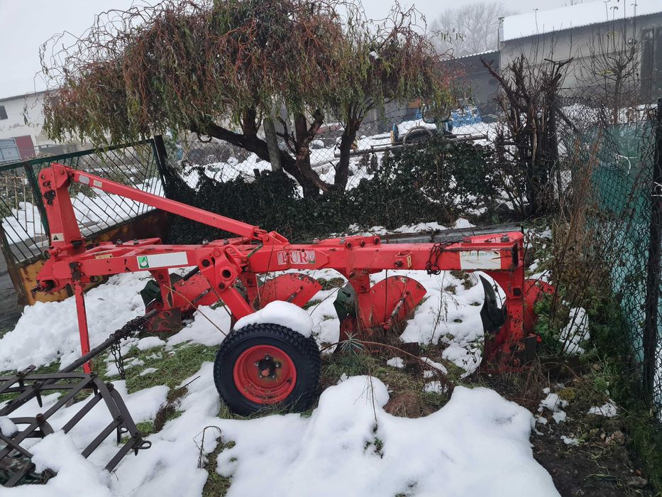 Pług 4 skibowy jednobelkowy