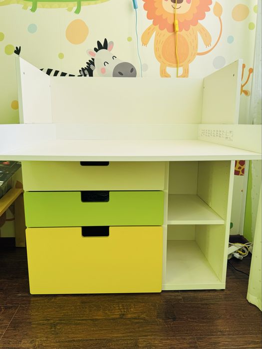 Przewijak / biuro z komoda Ikea