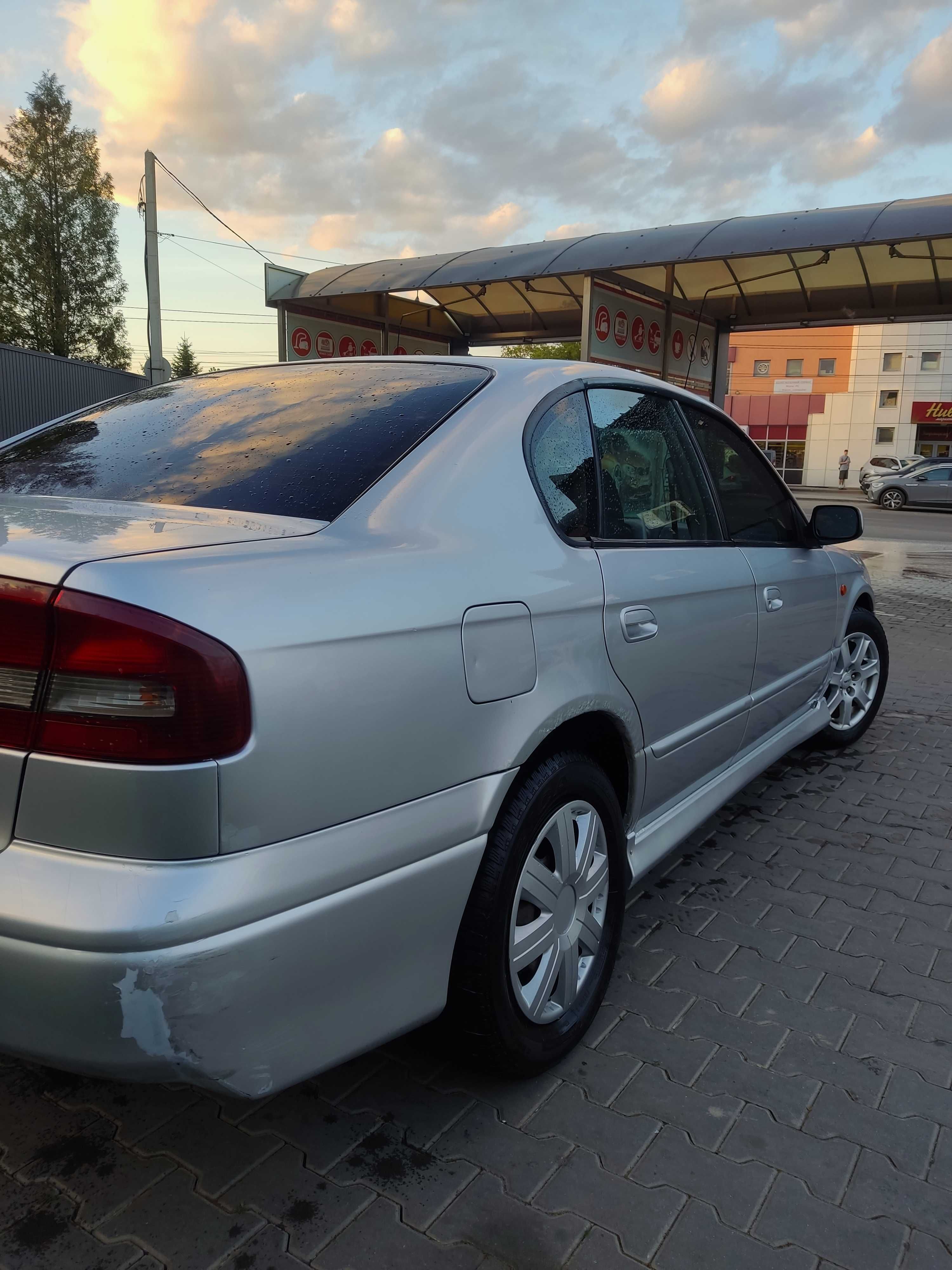 Subaru legacy B4