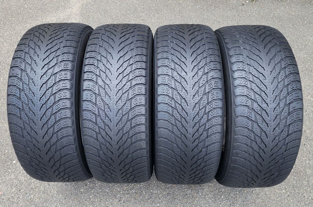 285.60.18 Nokian Hakkapeliitta R3 SUV 4шт