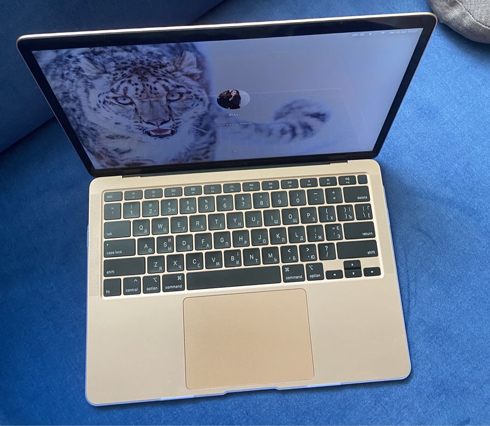 MacBook Air 13 2020 256 GB ідеал rose gold