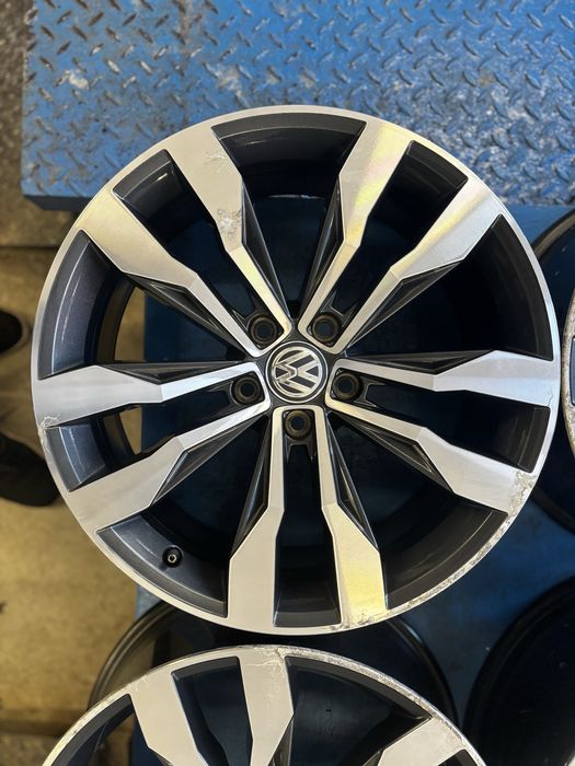 5x112 19 Vw T-ROC R-line SUZUKA 2GA.601.025 f
