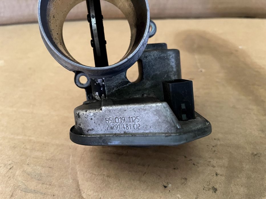 Corpo de Borboleta BMW E 60 E61 525d 530d - 7791.48102