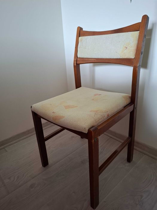 Стілець обідній, дерев'яний