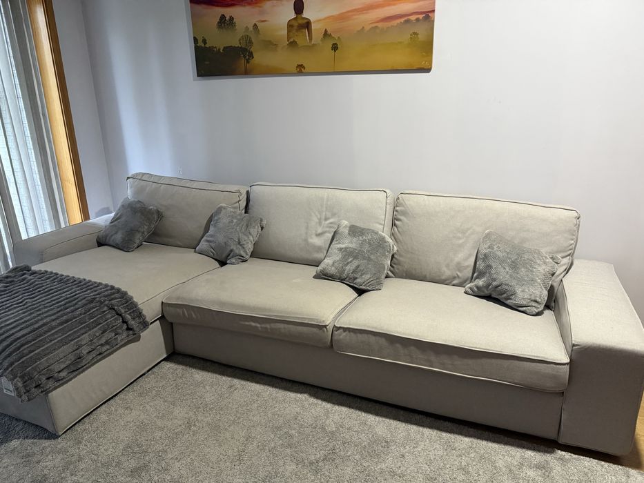 Sofa beje de 3 lugares