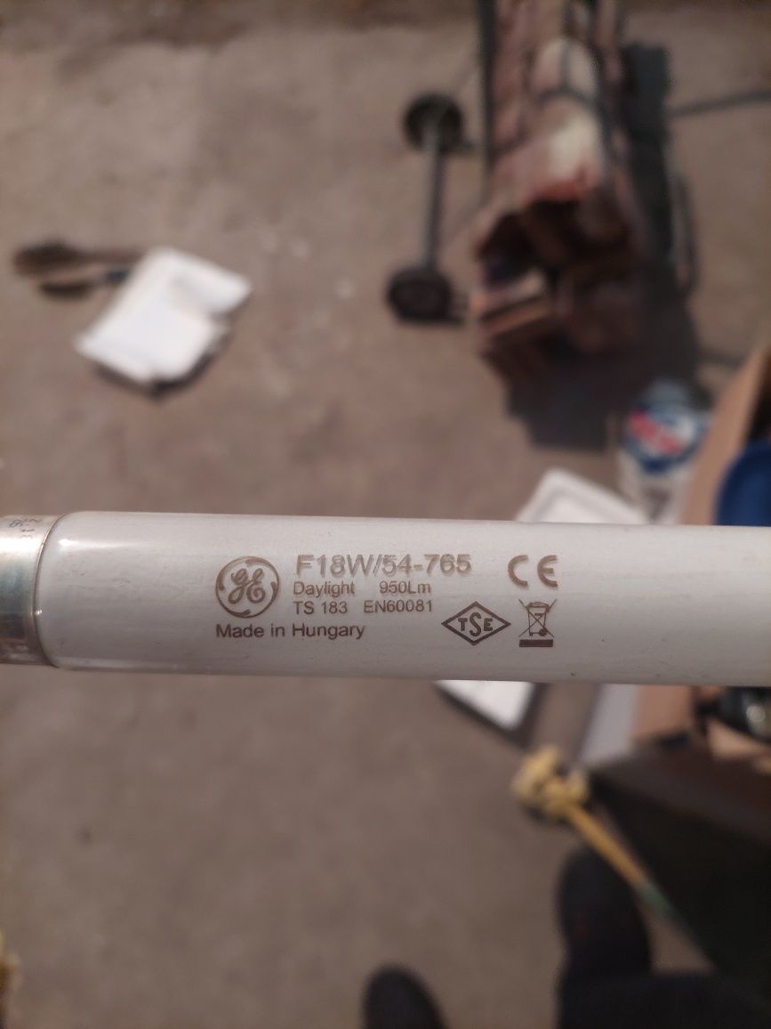 Лампа люминесцентная F 18 Вт 54-765 GE made in hungary