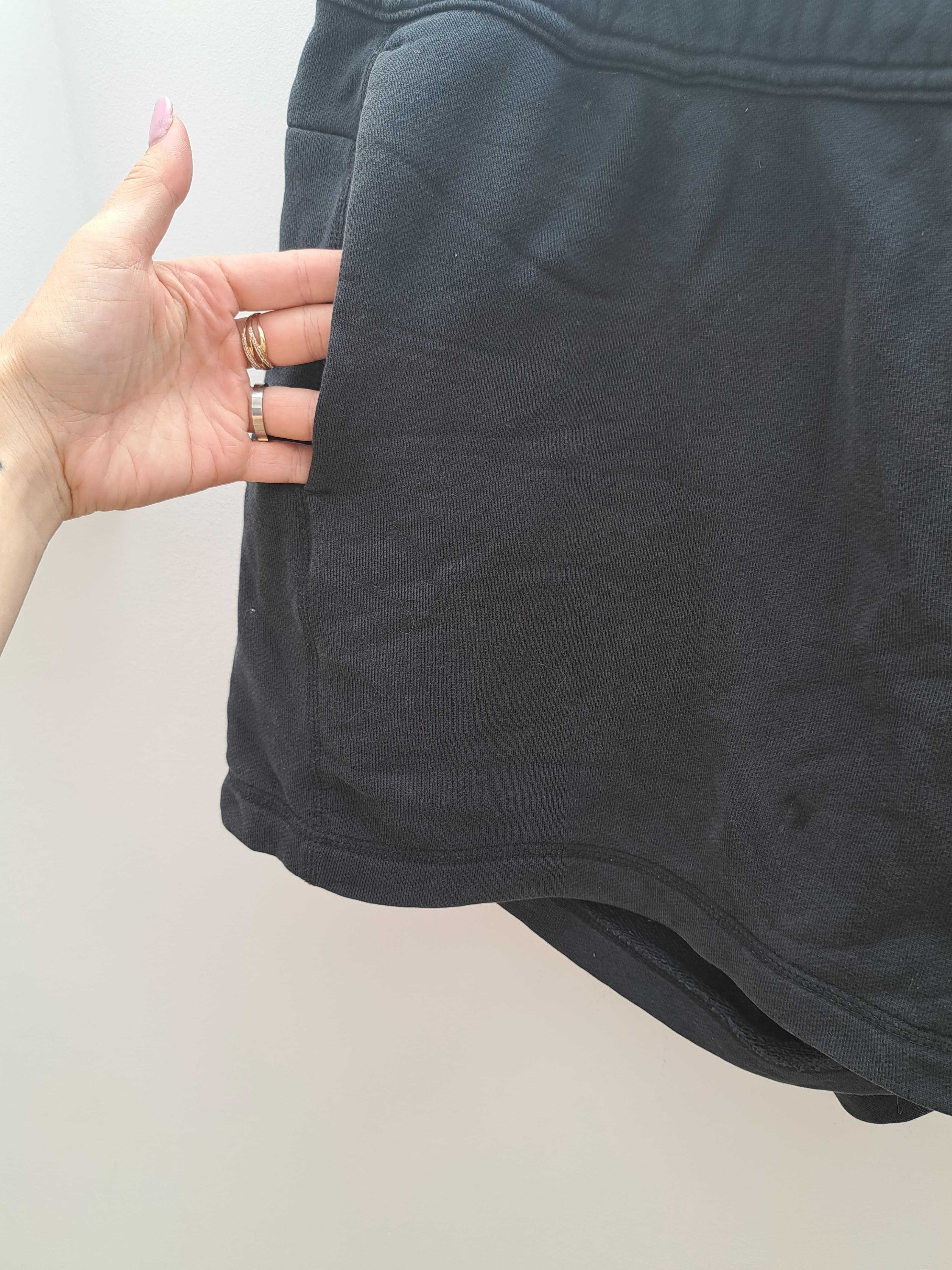 Czarne spodenki Nike Air XXL – wygodne, bawełniane