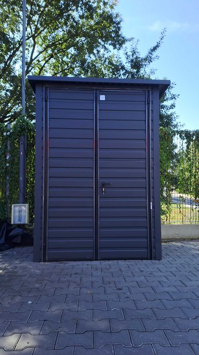 Wiata śmietnikowa z całej blachy 2x1