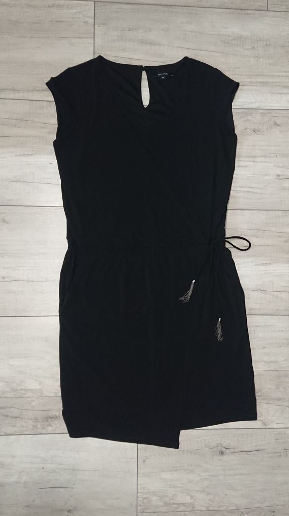 czarna sukienka comma  rozmiar L
