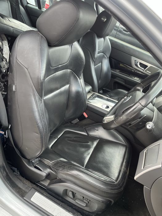 Jaguar XF XFS SPORT XFR Fotele Skórzane Skóry KPL