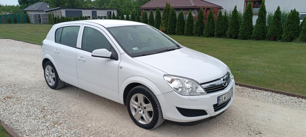Opel Astra H 1.7D 197tys przebiegu 2009r.