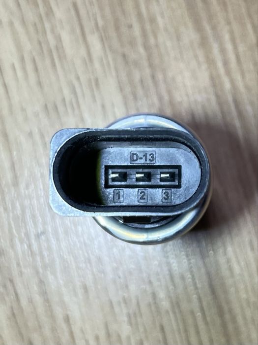 Датчик тиску кондиціонера VAG