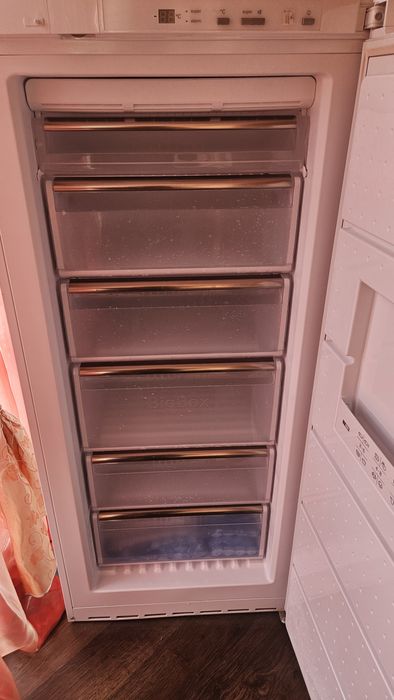 Морозильна камера Siemens GS34NA30 NoFrost