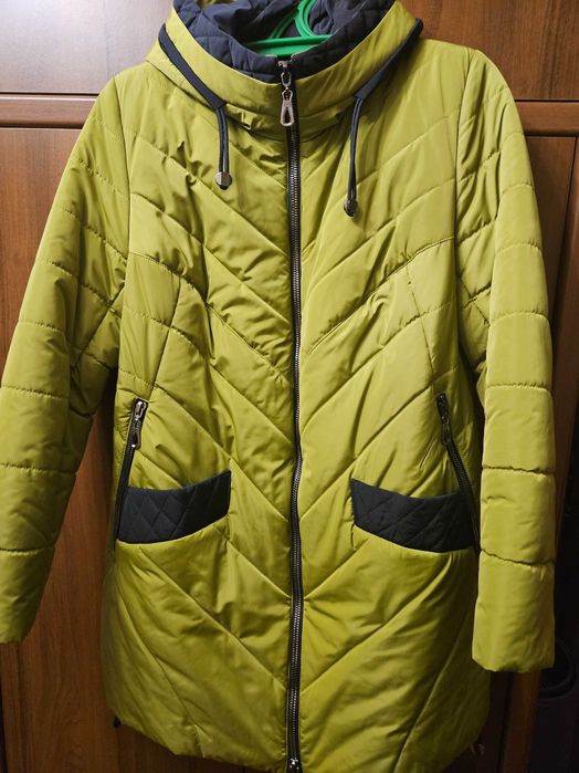 Куртка жіноча р.56