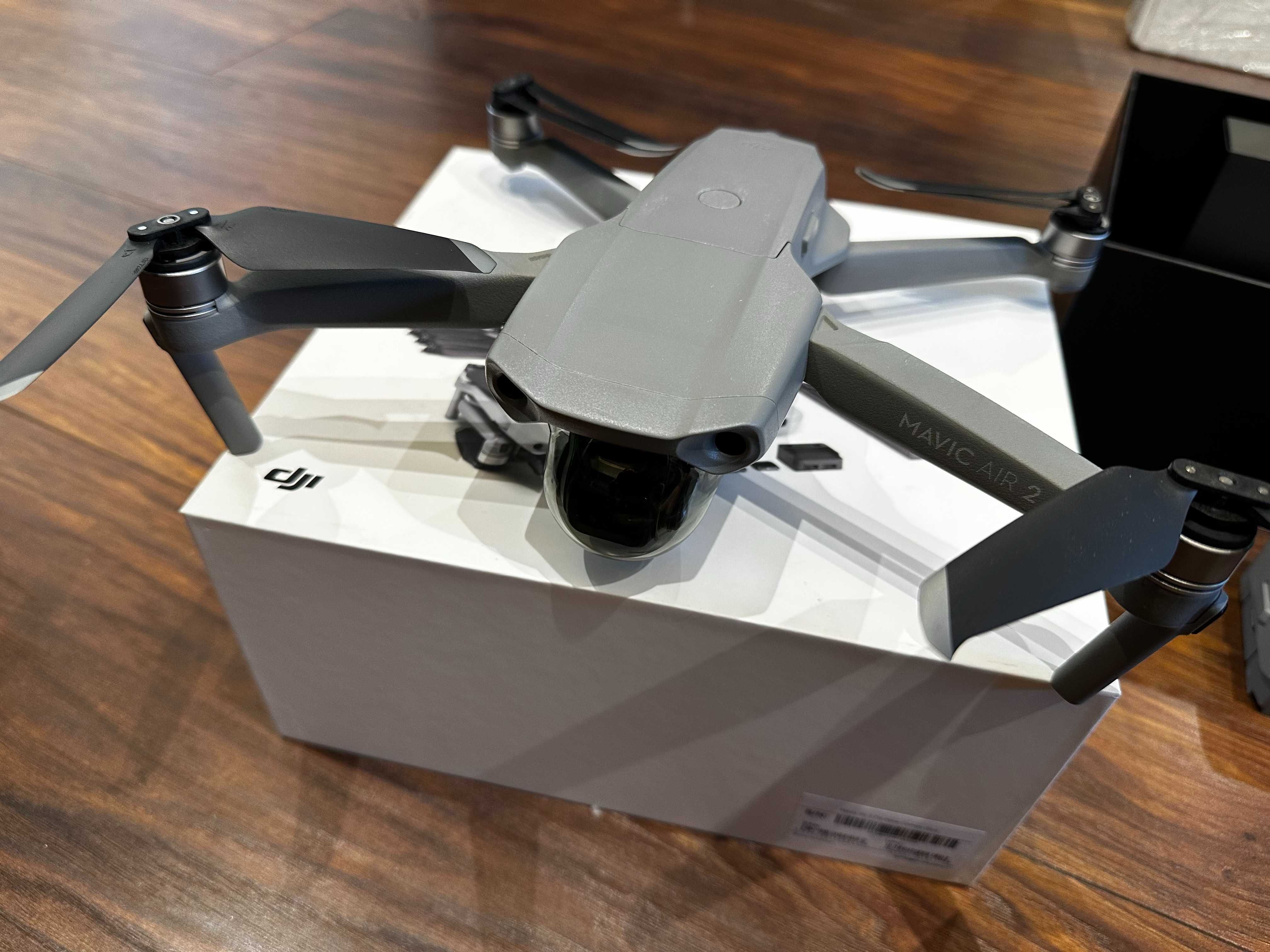 Sprzedam drona DJI MAVIC AIR 2 - BDB STAN