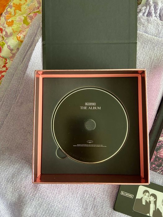 Blckpink The Album ( sem photocards e postcards)
