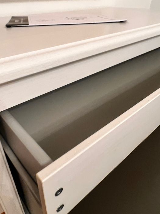 Продам идеальный комод  ikea,состояние нового.