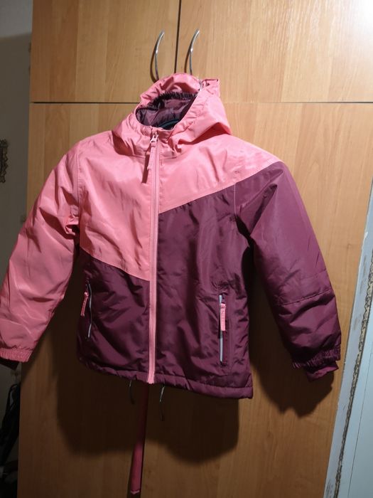 Продам курточки. Новые