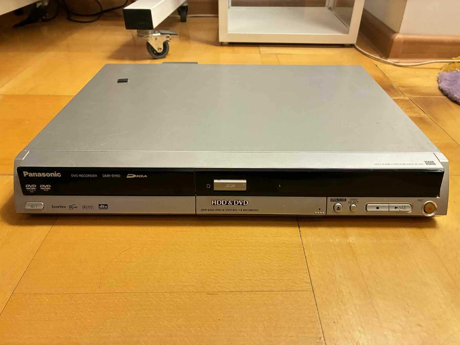 DVD z nagrywarką Panasonic DMR-EH50EP-S