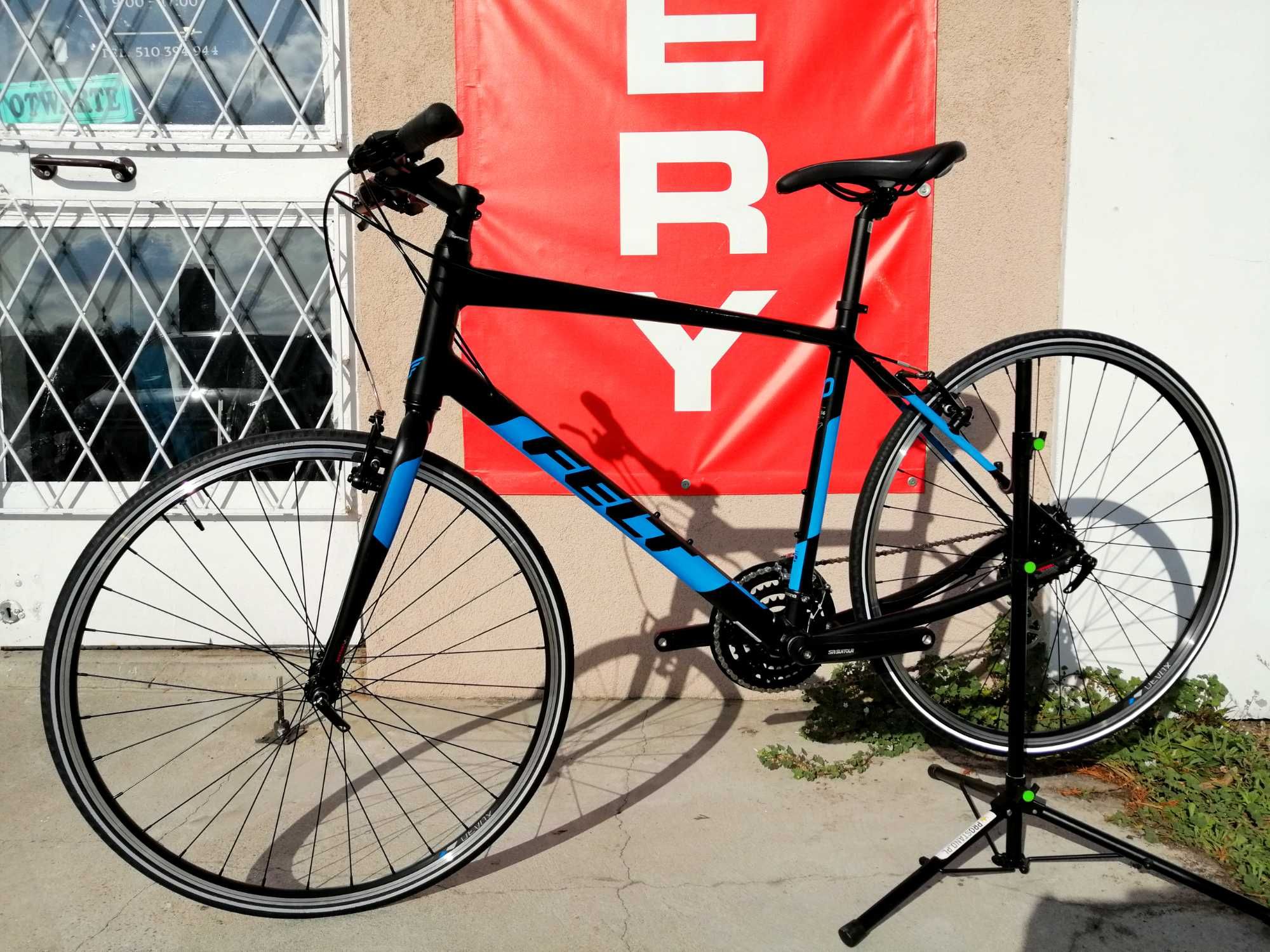 POWYSTAWOWY FELT VERZA SPEED 50 Roz. L 22" Shimano Altus V-Brake!