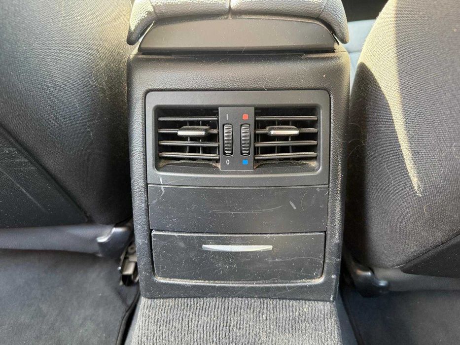 BMW E90 E91 kratka nawiewu tył popielniczka komplet