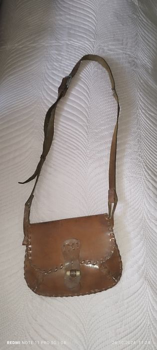 Sprzedam starą torebkę z prawdziwej skóry własnoręcznie robioną