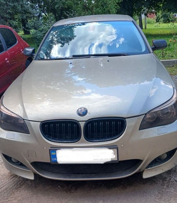 BMW E60  2004 рік  2.2 бензин/газ