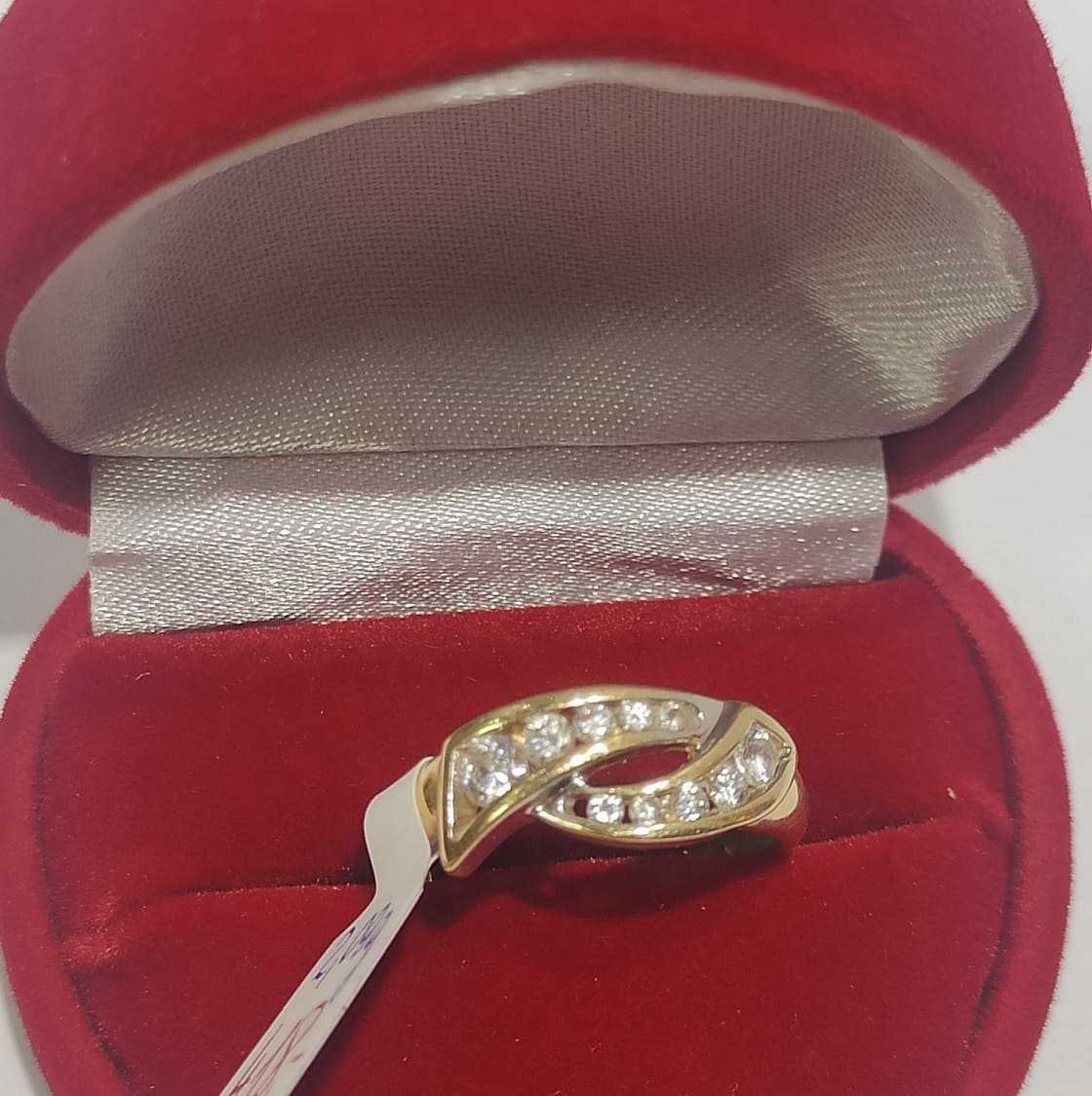 złoty pierścionek z cyrkoniami  próba 585 rozmiar 12, lombard madej sc