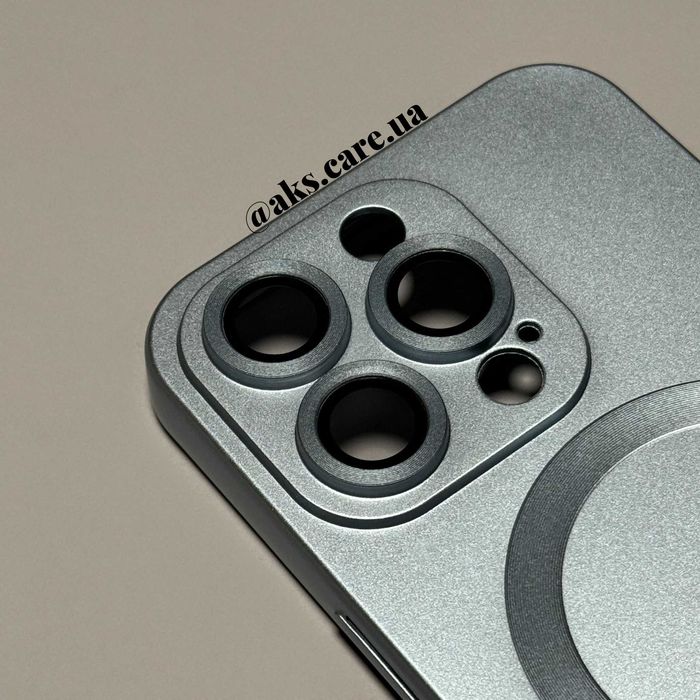 Блакитний бірюзовий силікон чохол MagSafe протиударний лінзи iPhone