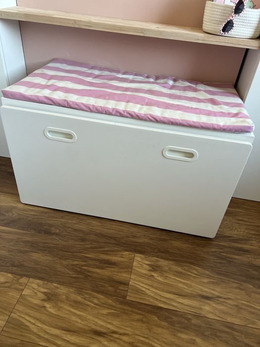 Ławka z pojemnikiem na zabawki SMÅSTAD STUVA IKEA