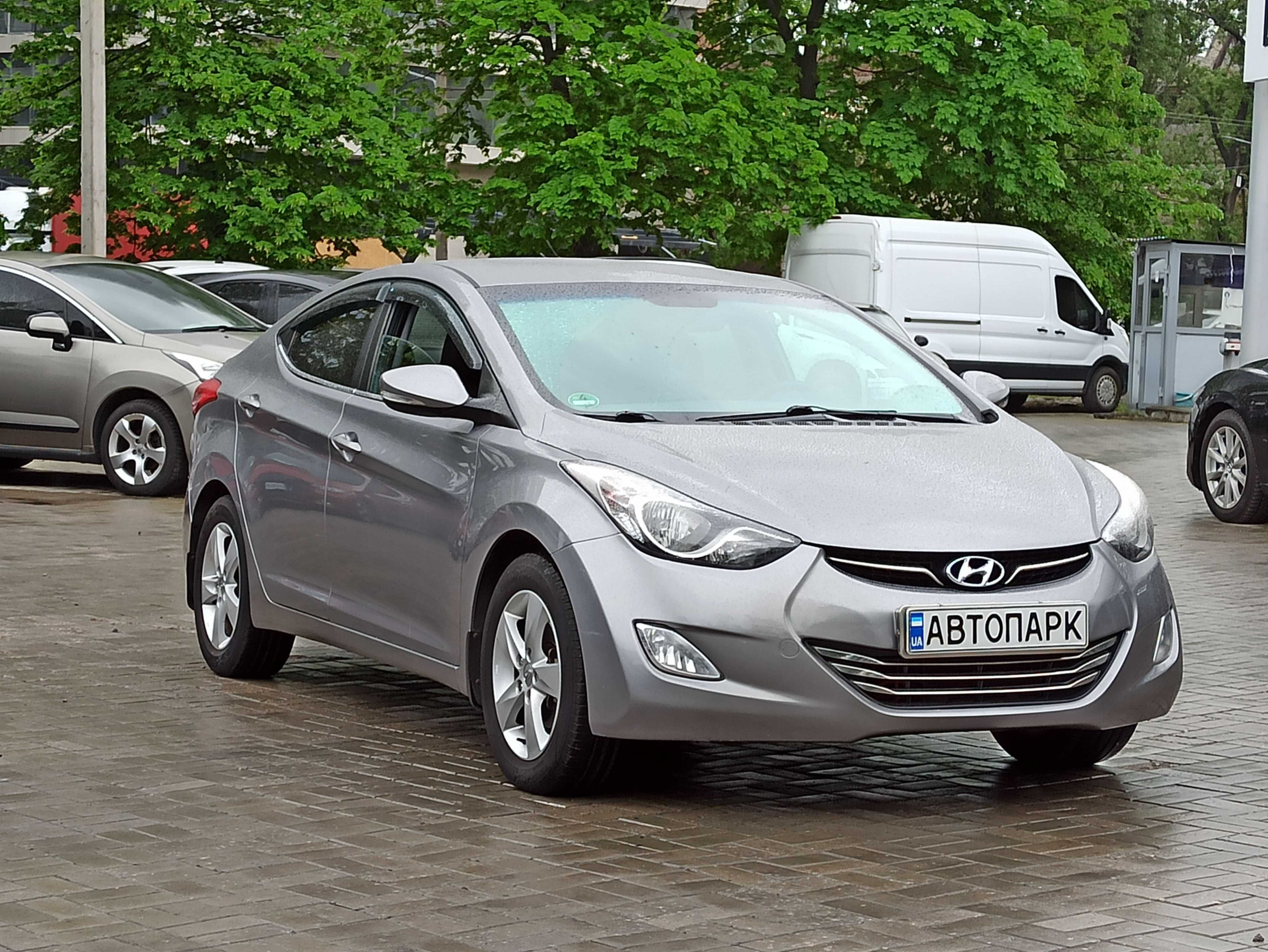 Hyundai Elantra GLS 2013 року