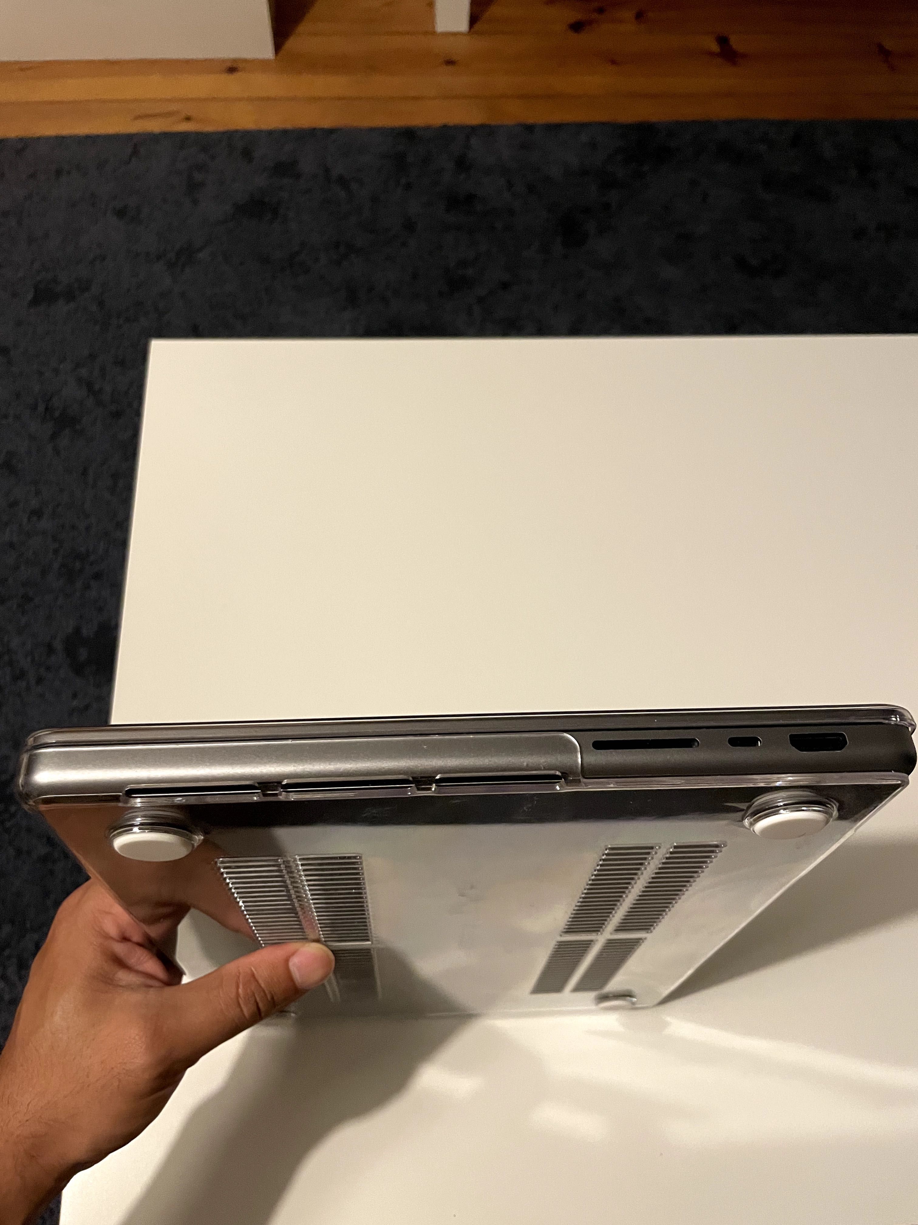 MacBook Pro, M2 CPU 10-core, 14", 16 Gb RAM, 2023.