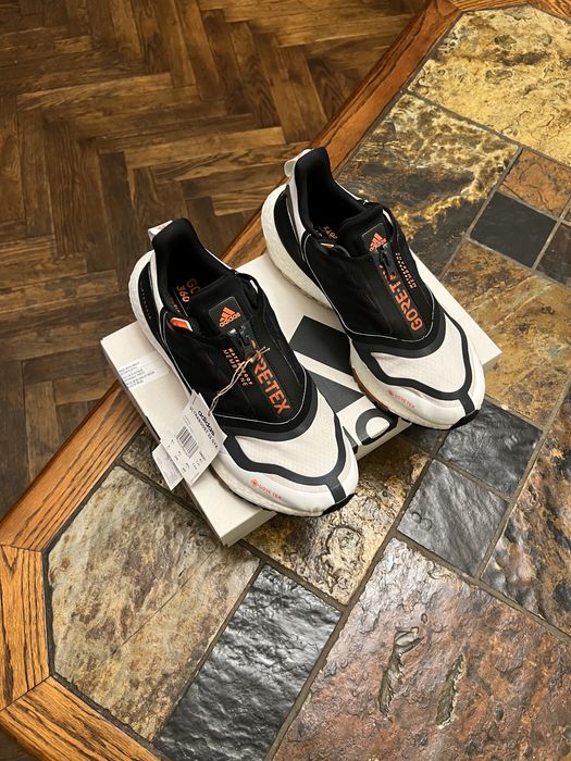 Adidas UltraBOOST 22 GTX
