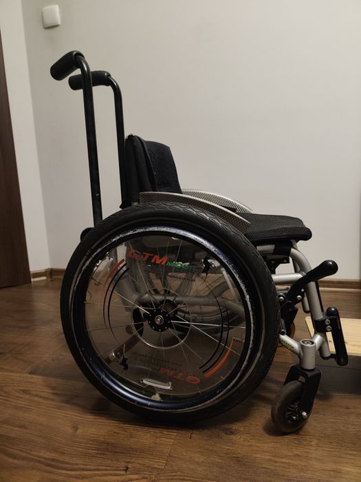 Wózek dziecięcy aktywny