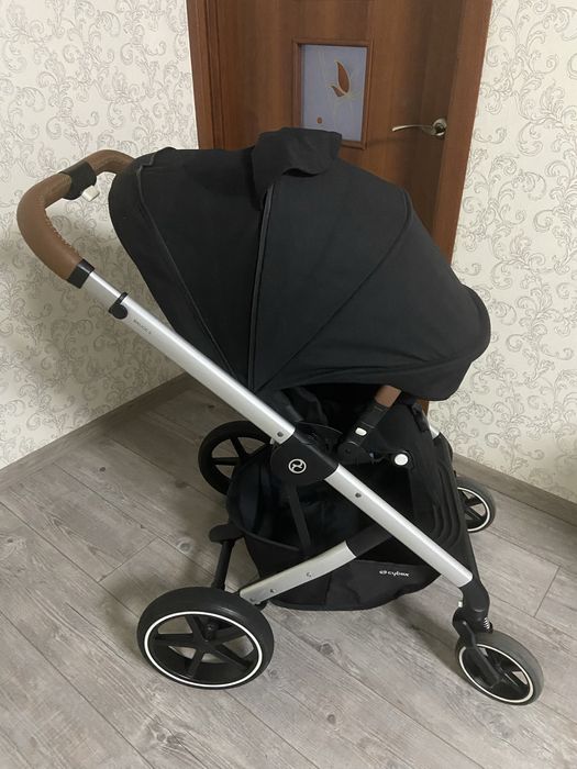 Прогулянкова коляска Cybex Balios S Lux 2022