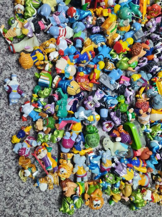 Figurki z Kinder niespodzianki