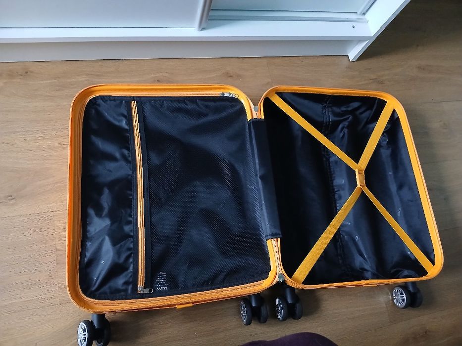 Walizka marki Ochnik