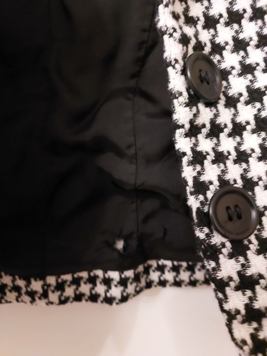 Krótki żakiet w popitkę taliowany - marynarka