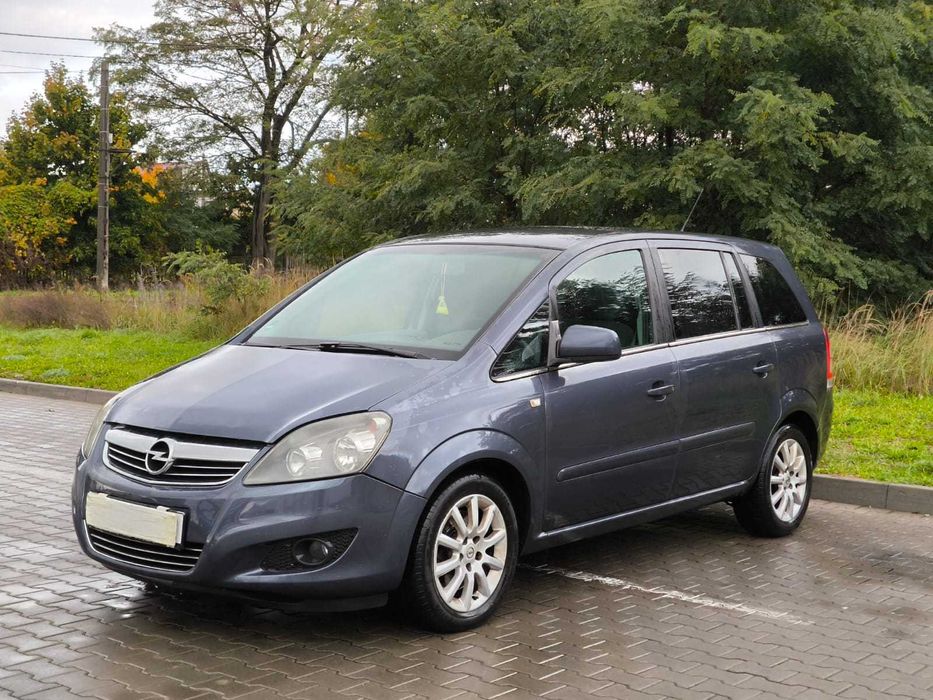 Opel Zafira B| 1.7 CDTi | 125 KM| 2010|7-os| 6-bieg| 1-WŁ|Nowy rozrząd