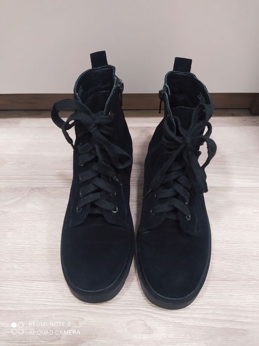 Черевики жіночі демісезонні 39 розмір