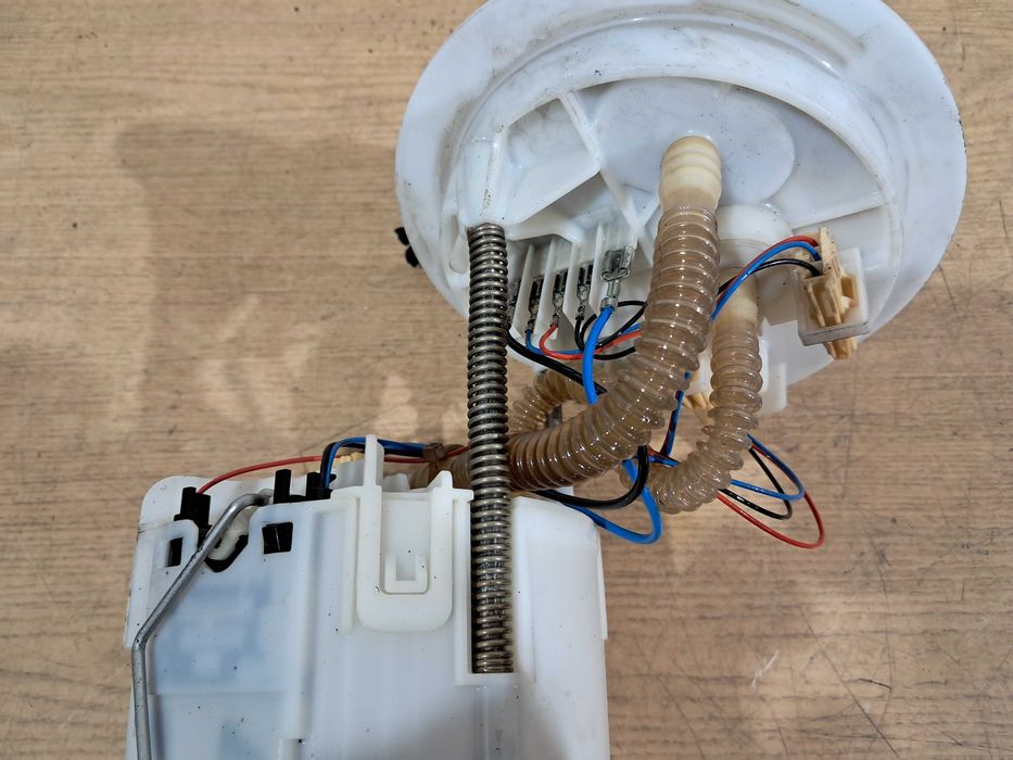 AUDI A4 B8 A5 8T 3.0 TDI 2.0 TDI pompa pompka paliwa kosz pływak